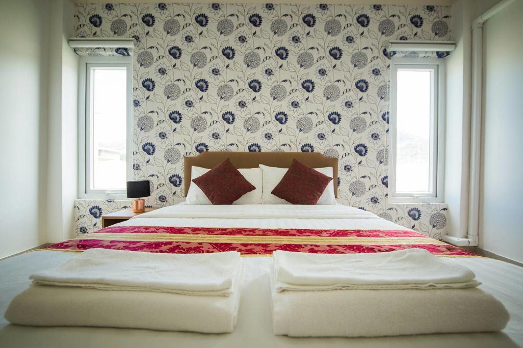 Sea Song Inn Камала Номер фото
