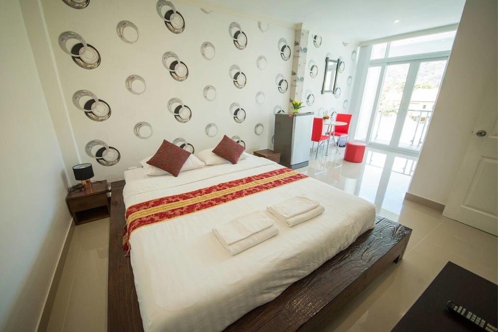 Sea Song Inn Камала Номер фото